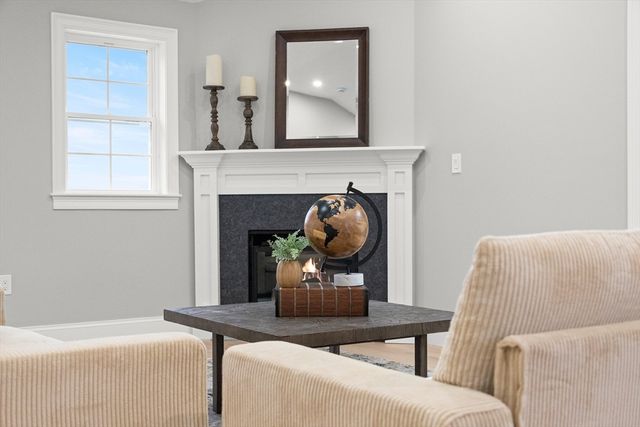 11 Washington Street 8, Ipswich, MA 01938