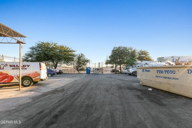 1601 E 4th Avenue, El Paso, TX 79901