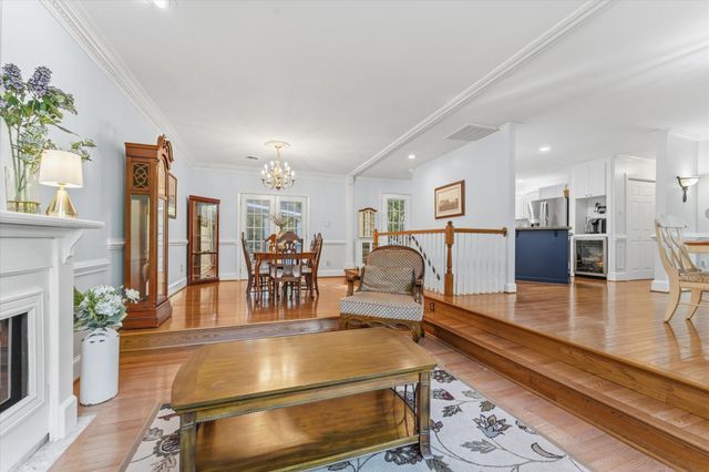 3800 MOUNTAIN RD, Haymarket, VA 20169