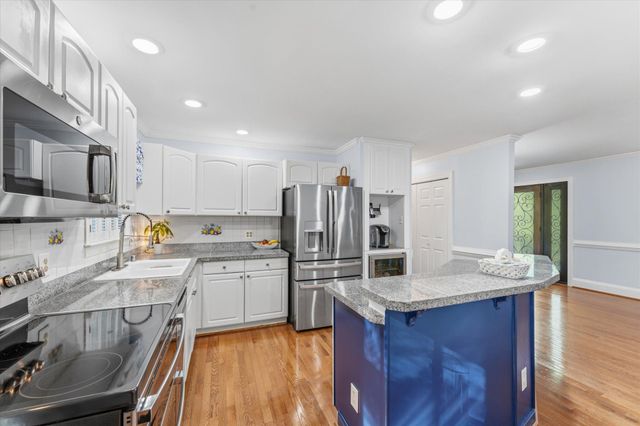 3800 MOUNTAIN RD, Haymarket, VA 20169