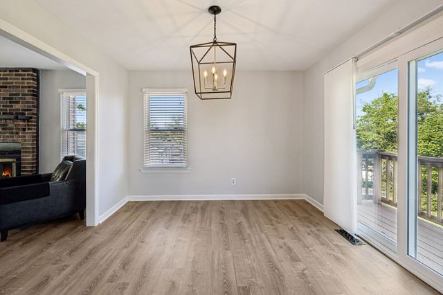 120 Stoneridge Pkwy, La Vergne, TN 37086