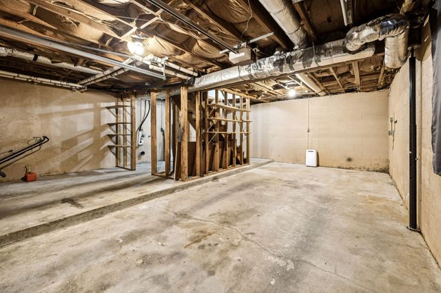 120 Stoneridge Pkwy, La Vergne, TN 37086