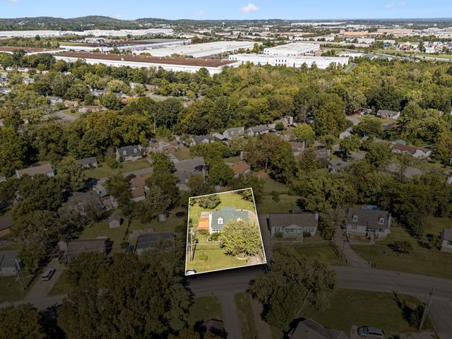 120 Stoneridge Pkwy, La Vergne, TN 37086