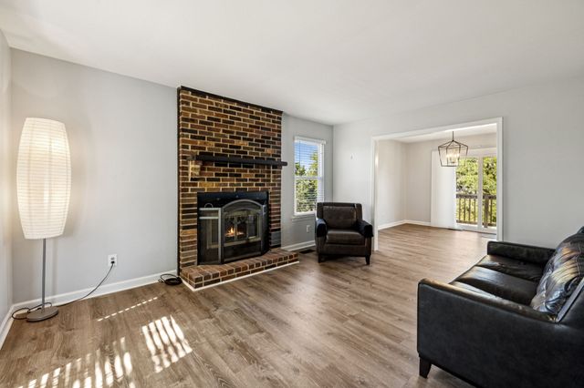 120 Stoneridge Pkwy, La Vergne, TN 37086