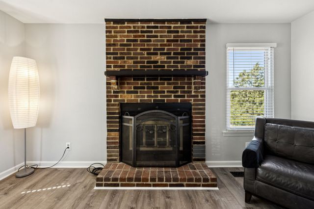 120 Stoneridge Pkwy, La Vergne, TN 37086