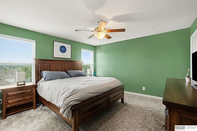 4606 Hansen Avenue, Papillion, NE 68133