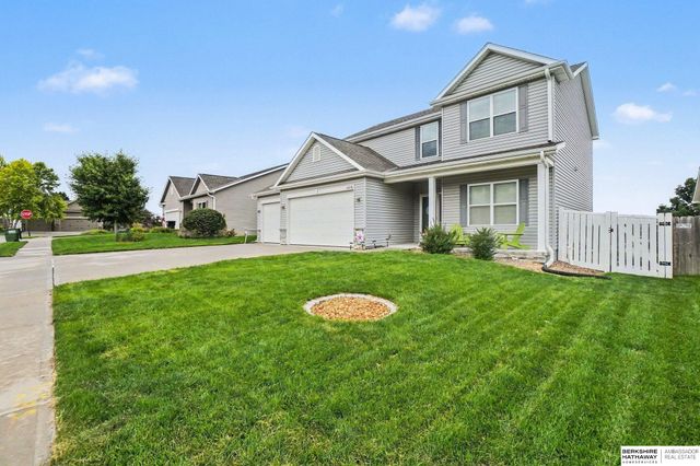 4606 Hansen Avenue, Papillion, NE 68133
