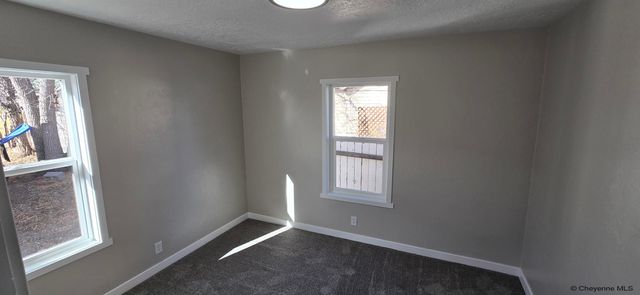 1414 HUGUR AVE, Cheyenne, WY 82001