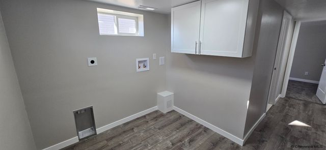 1414 HUGUR AVE, Cheyenne, WY 82001