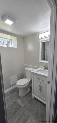 1414 HUGUR AVE, Cheyenne, WY 82001