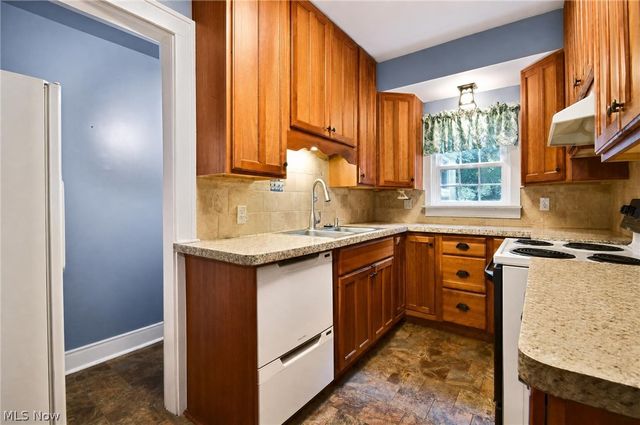 829 Homewood Drive, Painesville, OH 44077