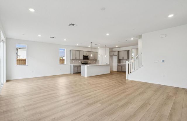 4036 Valance Way, Rancho Cordova, CA 95742