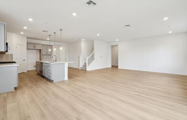 4036 Valance Way, Rancho Cordova, CA 95742