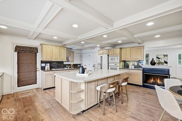 6360 Knyghton Road, Indianapolis, IN 46220