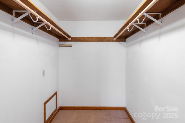 15 Elmwood Lane 161, Asheville, NC 28803