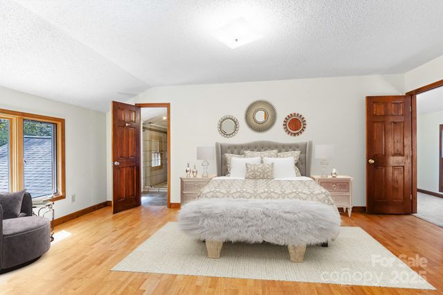 15 Elmwood Lane 161, Asheville, NC 28803