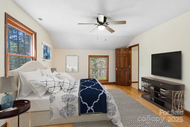 15 Elmwood Lane 161, Asheville, NC 28803