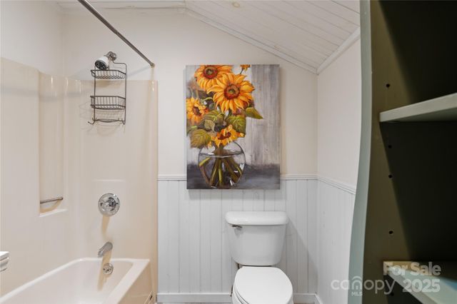 15 Elmwood Lane 161, Asheville, NC 28803