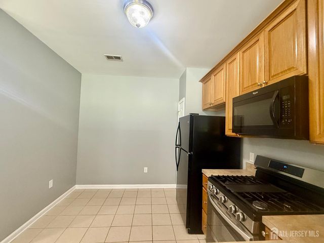 3213 Edward Stec Boulevard, Edison, NJ 08837