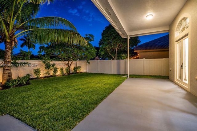 13791 NW 23rd St, Pembroke Pines, FL 33028