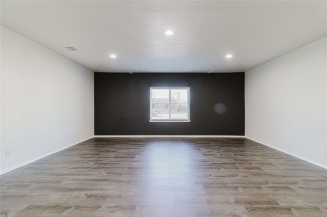 210 Myrtle Avenue, Waxahachie, TX 75165