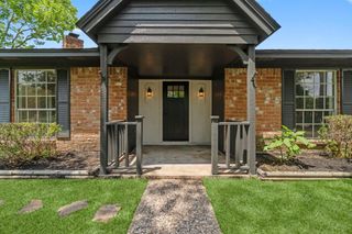 8122 Wimbledon Lane, Houston, TX 77070