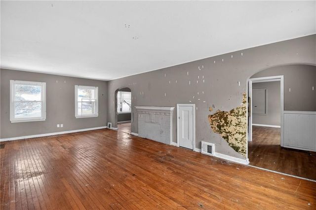 4653 Benton Boulevard, Kansas City, MO 64130