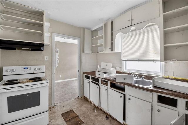 4653 Benton Boulevard, Kansas City, MO 64130