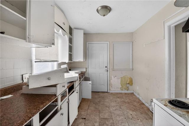 4653 Benton Boulevard, Kansas City, MO 64130