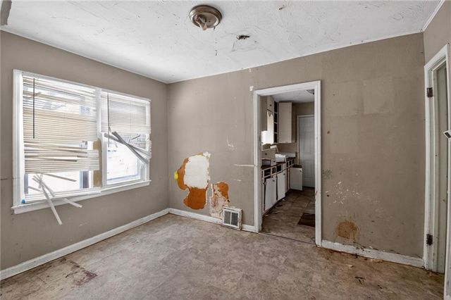 4653 Benton Boulevard, Kansas City, MO 64130