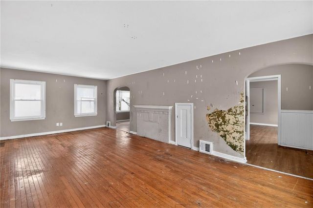 4653 Benton Boulevard, Kansas City, MO 64130