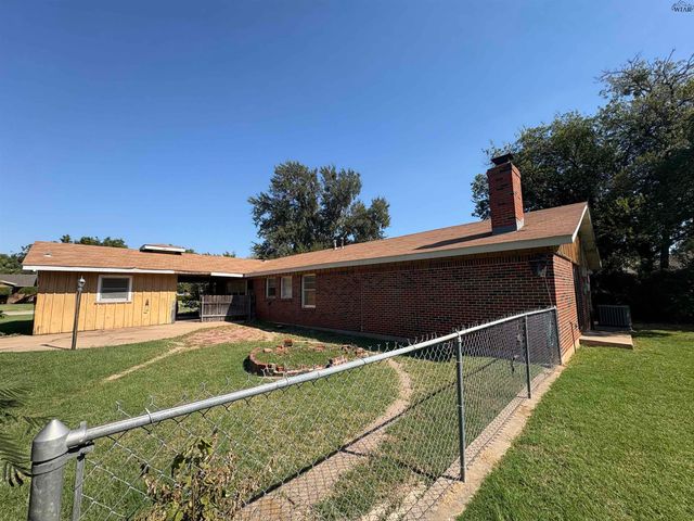 4511 LAKEVIEW, Wichita Falls, TX 76308