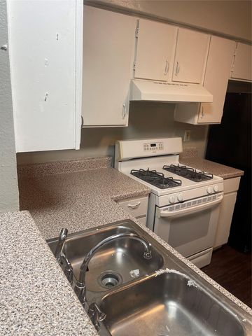 2200 Tabor CT A-1, Austin, TX 78748
