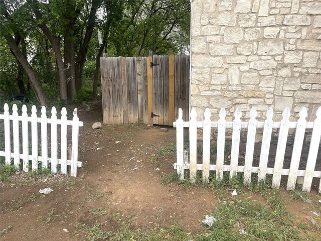 2200 Tabor CT A-1, Austin, TX 78748