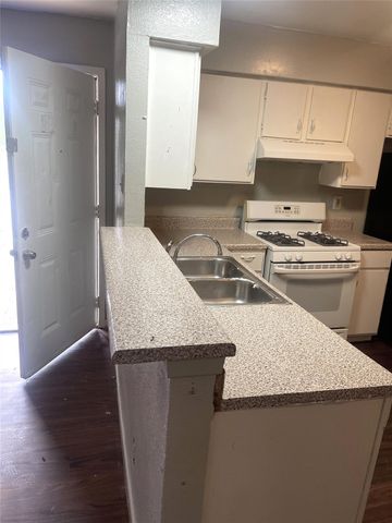 2200 Tabor CT A-1, Austin, TX 78748