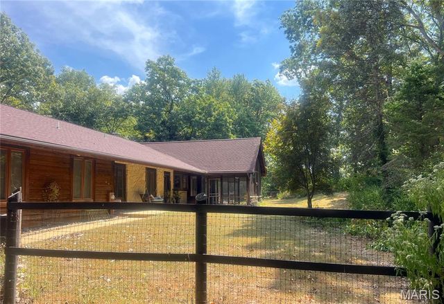64 High Trails Drive, Eureka, MO 63025