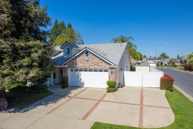 2254 E Quincy Avenue, Fresno, CA 93720