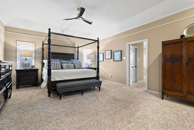 8706 Salem Avenue, Lubbock, TX 79424