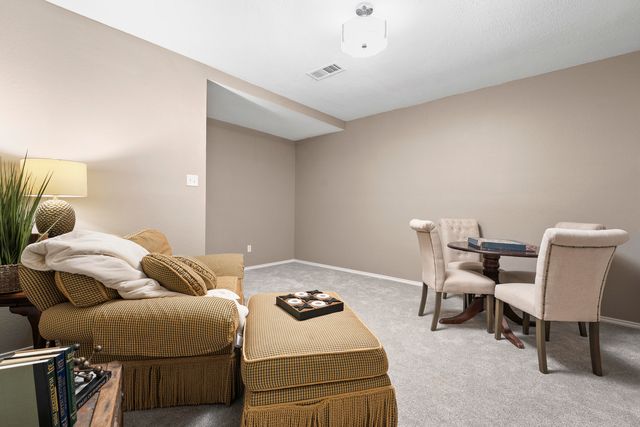 8706 Salem Avenue, Lubbock, TX 79424