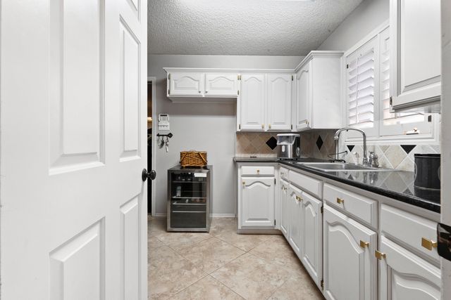 8706 Salem Avenue, Lubbock, TX 79424