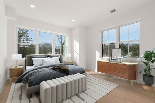 16 Stearns Rd 106, Wellesley, MA 02482