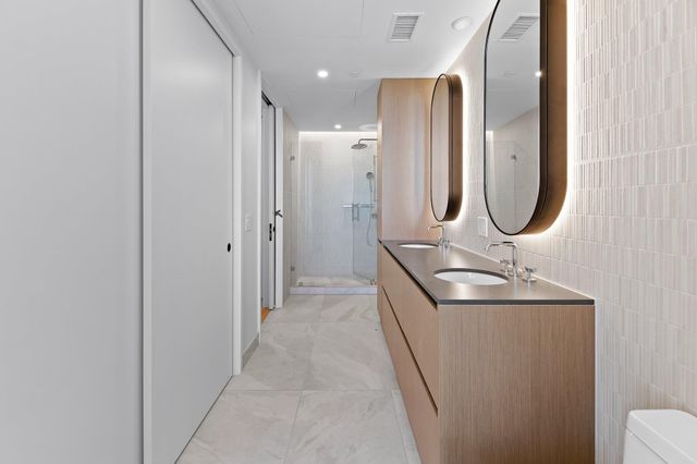 610 Davis ST 5206, Austin, TX 78701