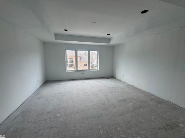 54679 White Pine Lane, Shelby Twp, MI 48315