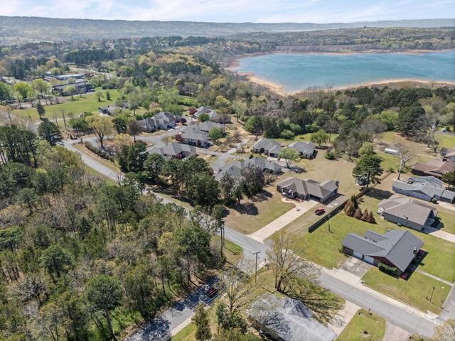 9 Vinegar Hill Lane, Heber Springs, AR 72543