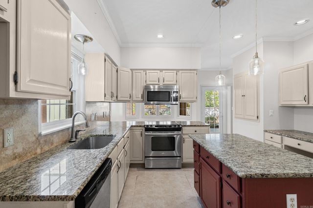 9 Vinegar Hill Lane, Heber Springs, AR 72543