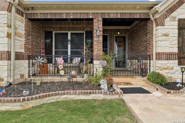 123 CATTLE DR, Castroville, TX 78009