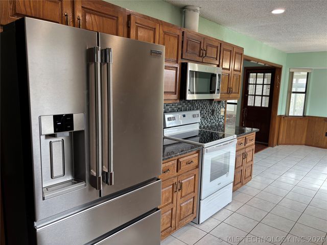 4517 S 135th East Avenue, Tulsa, OK 74134