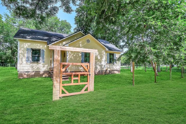 603 Hackamore Road, Simonton, TX 77485