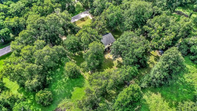 603 Hackamore Road, Simonton, TX 77485