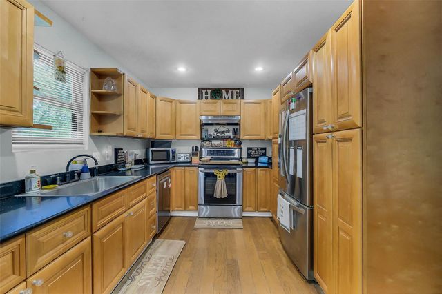 603 Hackamore Road, Simonton, TX 77485